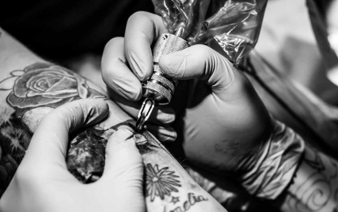 Cách bước xăm hình chuyên nghiệp từ chuyên gia  Long Tattoo